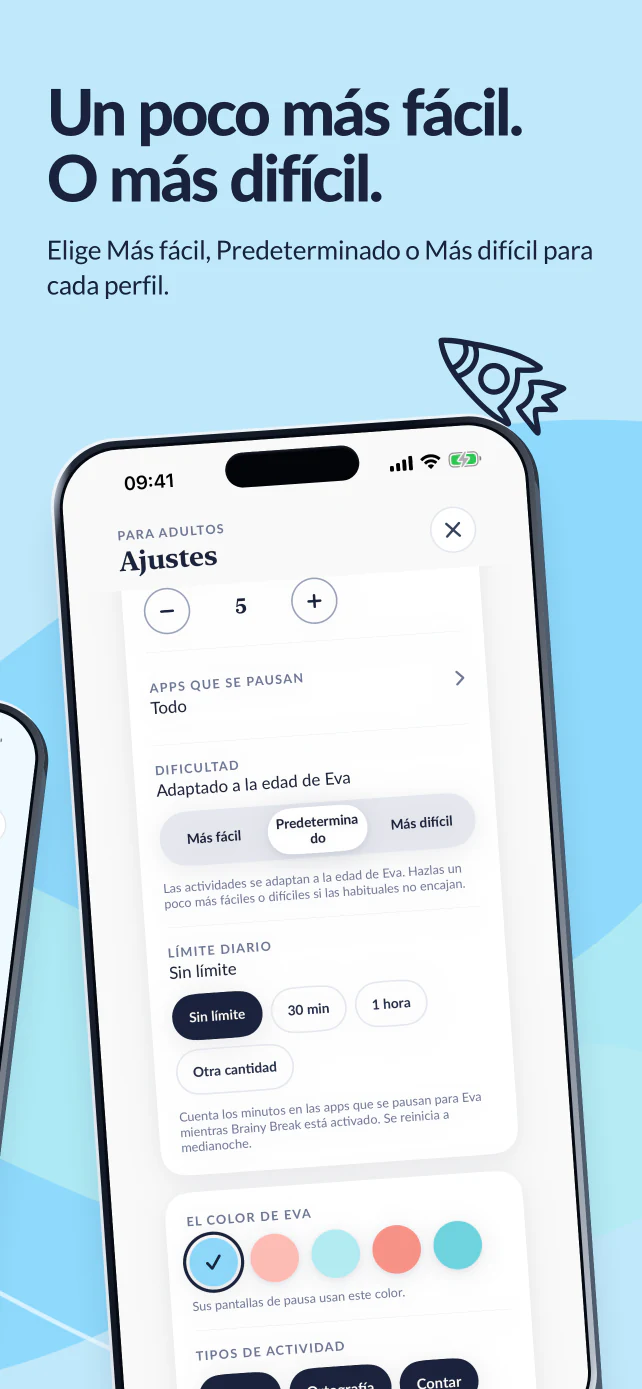 Un poco más fácil o más difícil. En Ajustes, el padre o la madre elige Más fácil, Predeterminado o Más difícil para cada perfil.